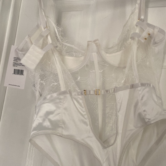 NWT Oh la la Cheri Carmella lace teddy - Picture 5 of 6